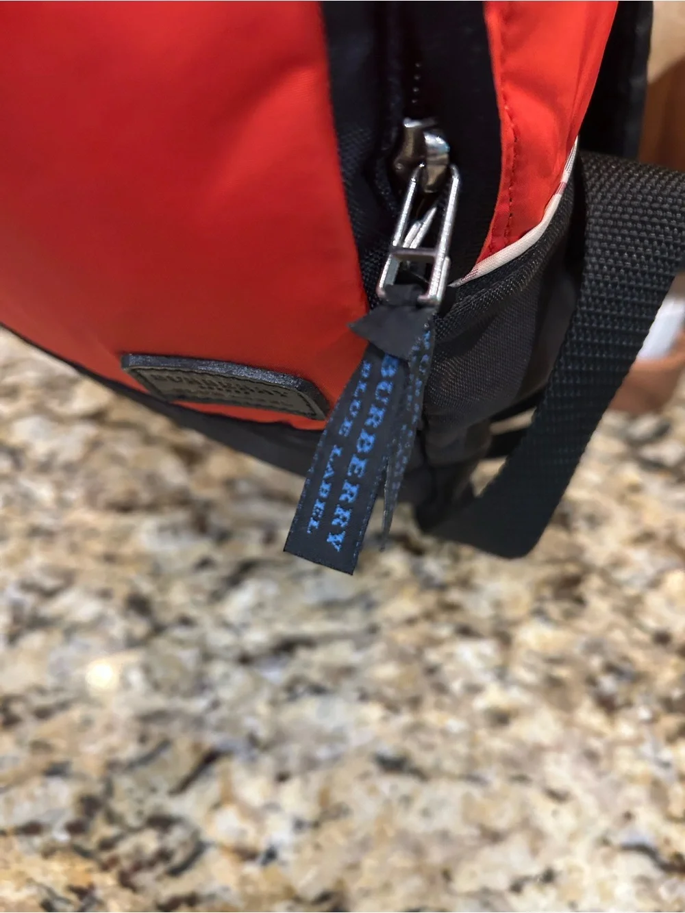 Burberry closure modern zip
